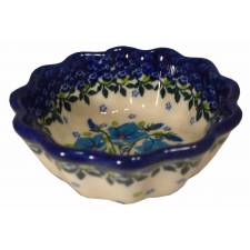 Small Scalloped Bowl